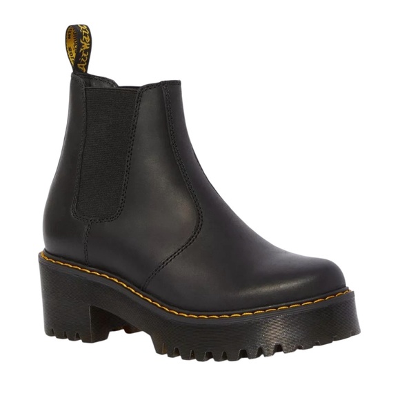 Dr. Martens Shoes - NEW! Dr. Martens Rometty Wyoming Leather Platform Chelsea Boots - Size 9